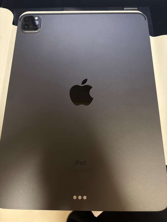 iPad Pro 11インチ 第3世代 128GB（PC・タブレット）の商品画像 - 査定依頼日：2026年5月4日 - 最高査定価格：6,500円