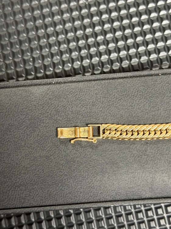 K18 12面トリプル　55g 55cm 喜平ネックレス（金・貴金属）の商品画像 - 査定依頼日：2026年7月28日 - 最高査定価格：856,100円
