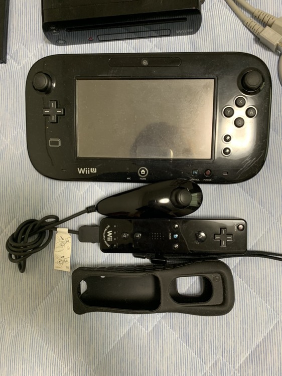 wiiu（ゲーム機本体・ゲームソフト）の商品画像 - 査定依頼日：2020年7月12日 - 最高査定価格：2,200円