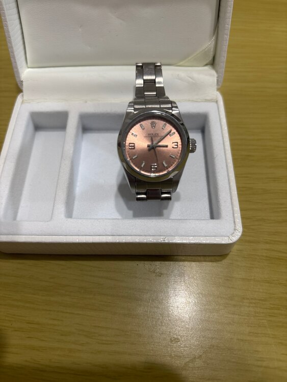 ロレックス パーペチュアル （高級時計）の商品画像 - 査定依頼日：2025年5月14日 - 最高査定価格：400,000円