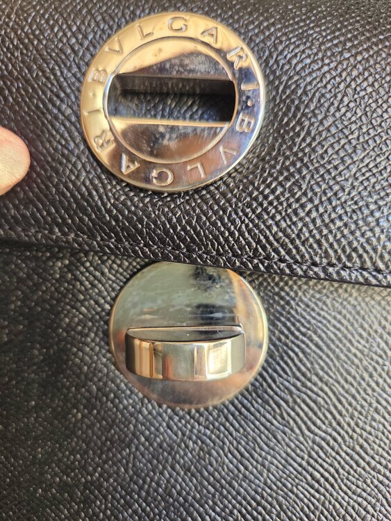 ブルガリバッグ  （ブランドバッグ）の商品画像 - 査定依頼日：2025年12月18日 - 最高査定価格：100,000円