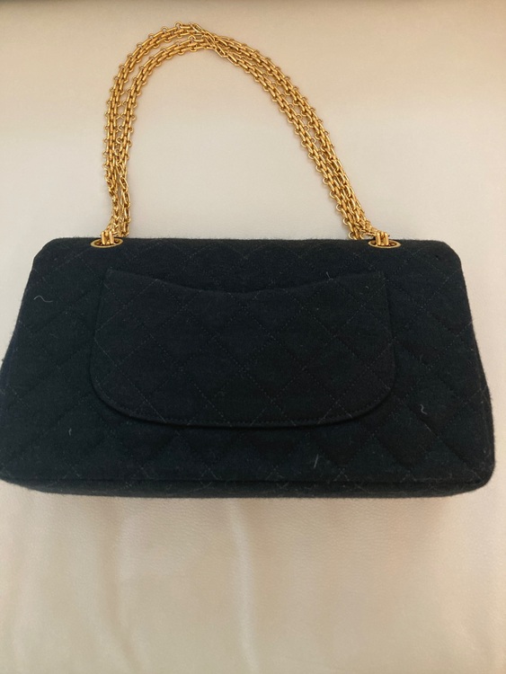 マトラッセ　ジャージ素材（ブランドバッグ）の商品画像 - 査定依頼日：2025年9月5日 - 最高査定価格：200,000円