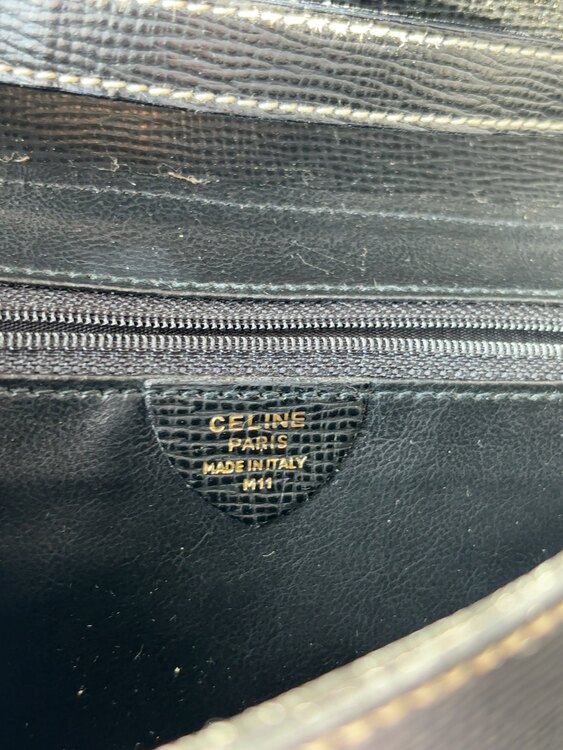 ショルダーバッグ（ブランドバッグ）の商品画像 - 査定依頼日：2025年4月12日 - 最高査定価格：37,000円