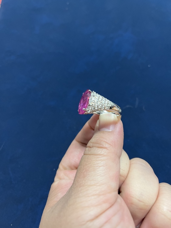 指輪（宝石）の商品画像 - 査定依頼日：2022年3月23日 - 最高査定価格：180,000円