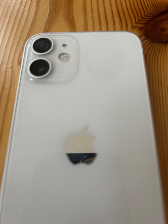 iphone12mini 64GB（スマホ）の商品画像 - 査定依頼日：2025年10月4日 - 最高査定価格：22,000円