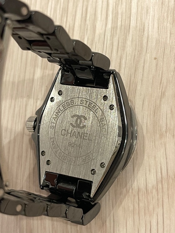 シャネル J12 （高級時計）の商品画像 - 査定依頼日：2025年11月10日 - 最高査定価格：450,000円