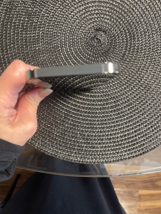 iPhone 12 Pro 128GB SIMフリー（スマホ）の商品画像 - 査定依頼日：2026年2月16日 - 最高査定価格：32,000円