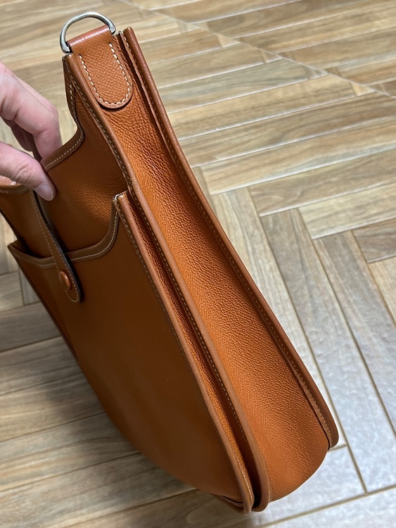 エブリンPM（ブランドバッグ）の商品画像 - 査定依頼日：2026年7月14日 - 最高査定価格：330,000円
