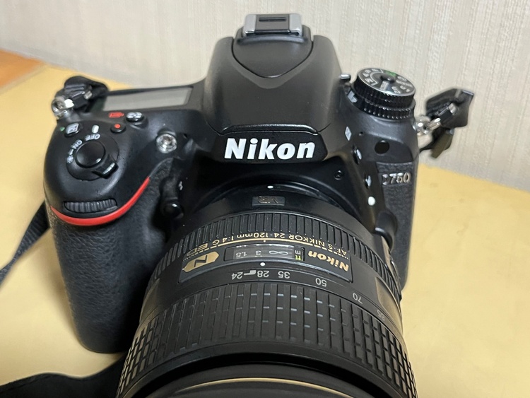 D750（カメラ）の商品画像 - 査定依頼日：2026年6月9日 - 最高査定価格：70,100円