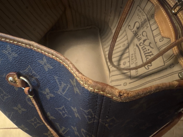 ルイヴィトン モノグラム （ブランドバッグ）の商品画像 - 査定依頼日：2025年12月18日 - 最高査定価格：60,000円