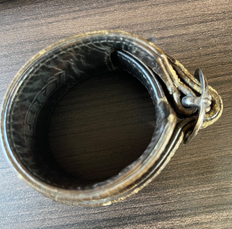 [クロムハーツ R&R　ロックンロール レザーブレスレット]（古着・ファッション）の商品画像 - 査定依頼日：2025年9月14日 - 最高査定価格：30,000円