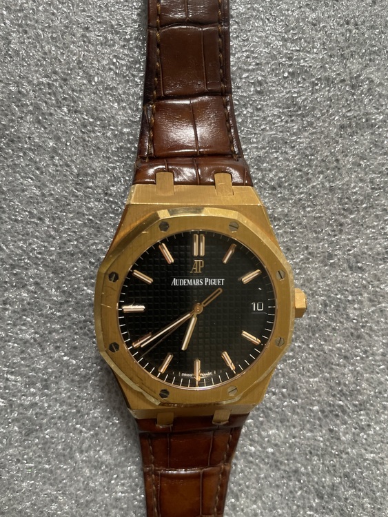 15500OR（高級時計）の商品画像 - 査定依頼日：2025年8月21日 - 最高査定価格：5,600,000円