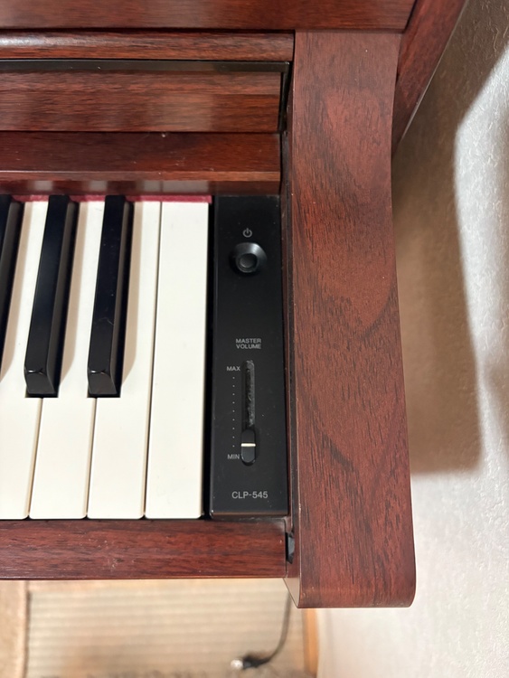 Clavinova CLP-545（ピアノ・楽器・PA機材）の商品画像 - 査定依頼日：2026年9月5日 - 最高査定価格：5,000円