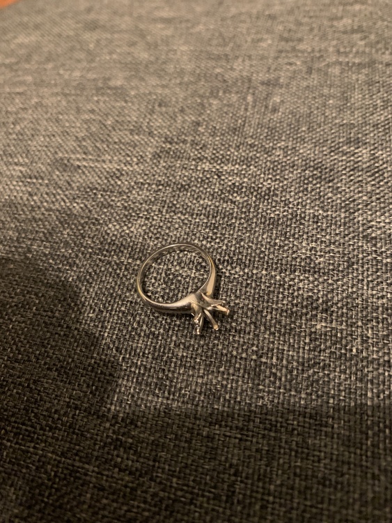 PT800 リング（金・貴金属）の商品画像 - 査定依頼日：2025年12月8日 - 最高査定価格：200,000円