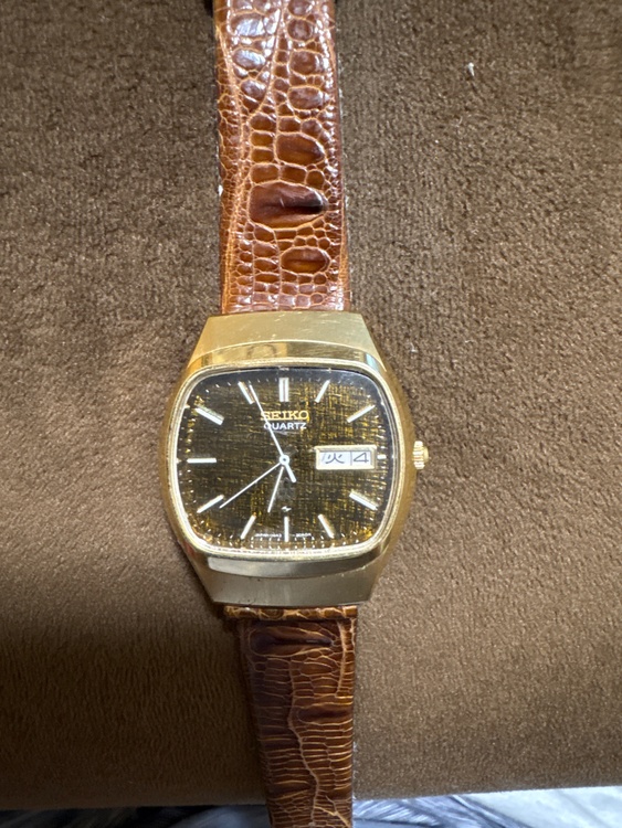 RAYMOND WEIL（高級時計）の商品画像 - 査定依頼日：2026年6月29日 - 最高査定価格：5,000円
