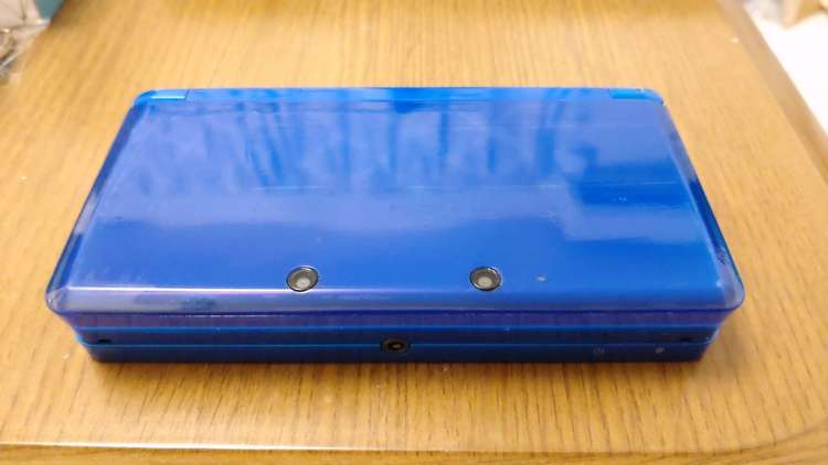 ニンテンドー3DS アクアブルー（ゲーム機本体・ゲームソフト）の商品画像 - 査定依頼日：2023年3月17日 - 最高査定価格：6,000円
