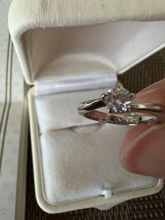 スタージュエリー エンゲージメントリング（宝石）の商品画像 - 査定依頼日：2023年7月17日 - 最高査定価格：40,000円