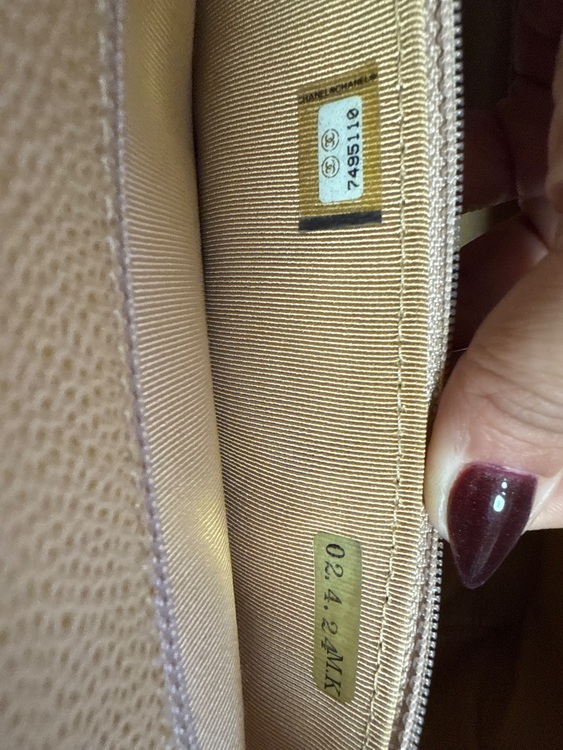 ハンドバッグ（ブランドバッグ）の商品画像 - 査定依頼日：2025年10月22日 - 最高査定価格：140,000円