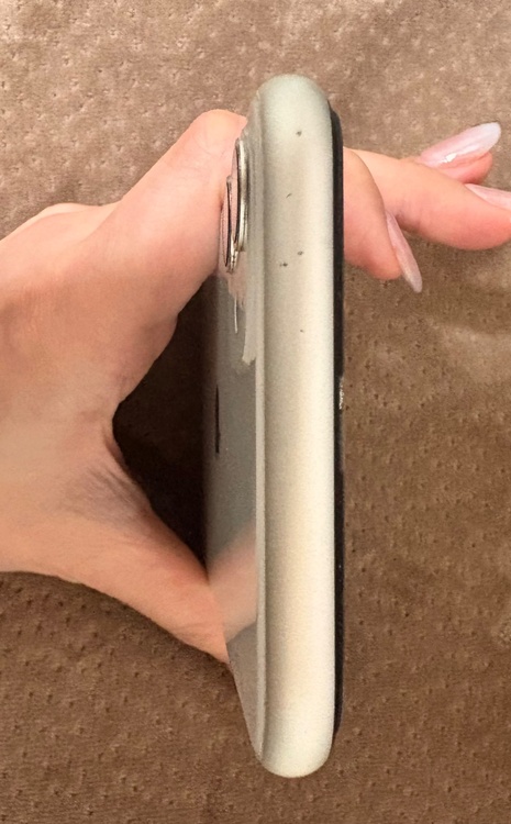 iPhone11（スマホ）の商品画像 - 査定依頼日：2026年3月4日 - 最高査定価格：16,000円