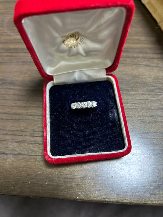 ダイヤリング（金・貴金属）の商品画像 - 査定依頼日：2025年4月29日 - 最高査定価格：70,000円