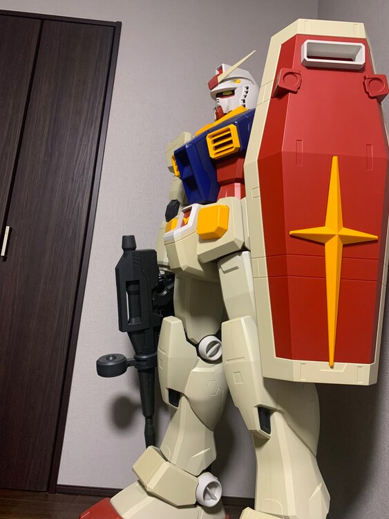 HY2M 1/12ガンダム　量産型ザク2体（フィギュア・プラモデル）の商品画像 - 査定依頼日：2025年3月18日 - 最高査定価格：1,150,000円