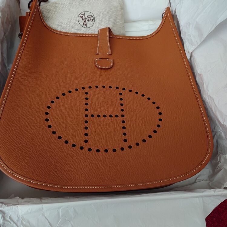 エルメス エブリン （ブランドバッグ）の商品画像 - 査定依頼日：2025年7月28日 - 最高査定価格：280,000円