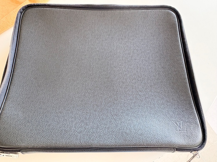 ルイヴィトン タイガ （ブランドバッグ）の商品画像 - 査定依頼日：2026年2月28日 - 最高査定価格：55,000円