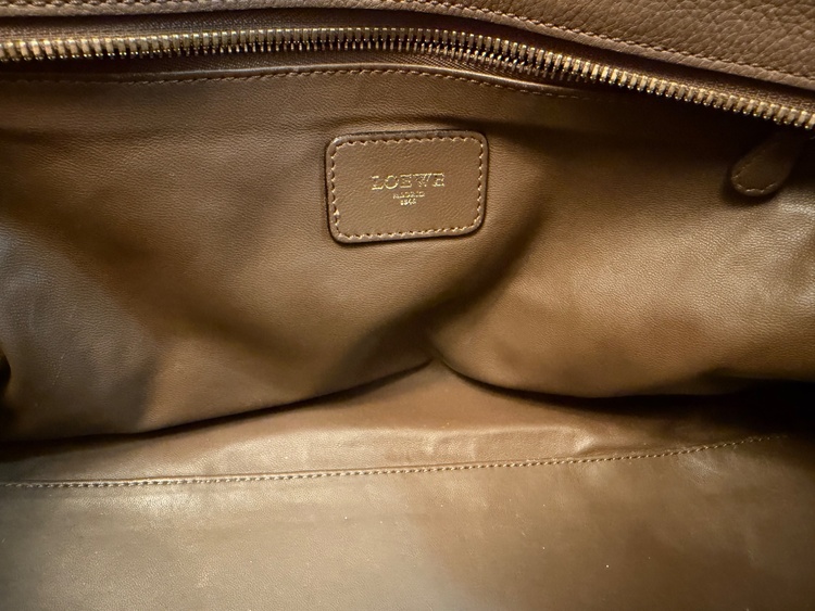 ロエベアマソナ　ブラウン　レザー　ゴールド金具（ブランドバッグ）の商品画像 - 査定依頼日：2026年4月19日 - 最高査定価格：60,000円