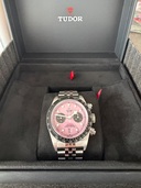 チューダー ブラックベイ 79630n（高級時計）の商品画像 - 査定依頼日：2025年10月2日 - 最高査定価格：1,400,000円