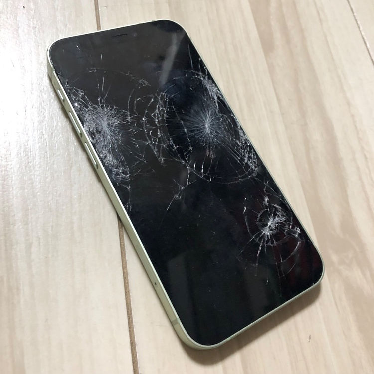 iPhone 15pro 12mini iPad 全てジャンク（スマホ）の商品画像 - 査定依頼日：2026年4月11日 - 最高査定価格：91,000円