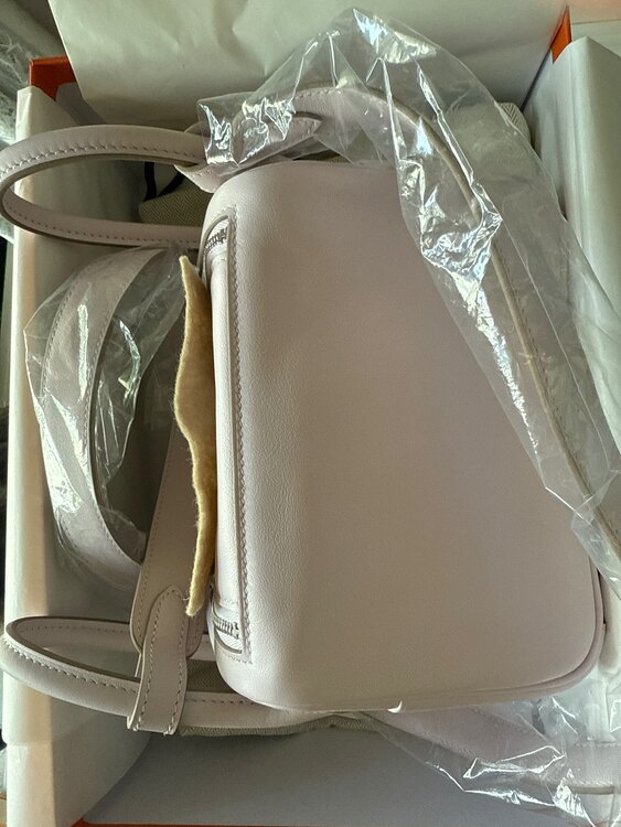 エルメス リンディ （ブランドバッグ）の商品画像 - 査定依頼日：2025年2月28日 - 最高査定価格：1,500,000円