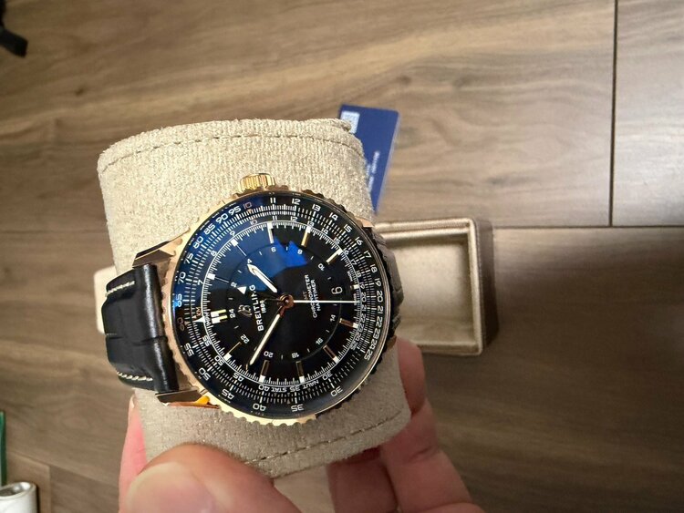 ブライトリング ナビタイマー （高級時計）の商品画像 - 査定依頼日：2026年1月11日 - 最高査定価格：1,450,000円