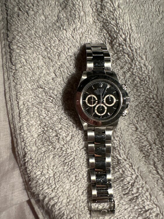 ロレックス デイトナ 1652（高級時計）の商品画像 - 査定依頼日：2025年2月5日 - 最高査定価格：4,000,000円