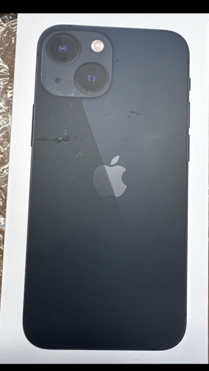 iPhone13mini（スマホ）の商品画像 - 査定依頼日：2026年4月21日 - 最高査定価格：80,000円