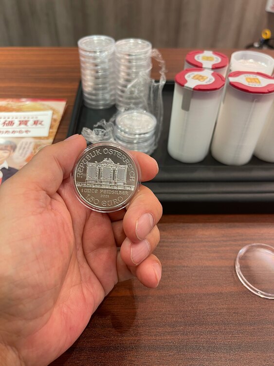 ウイーンフィル銀貨（金・貴金属）の商品画像 - 査定依頼日：2025年2月22日 - 最高査定価格：300,000円