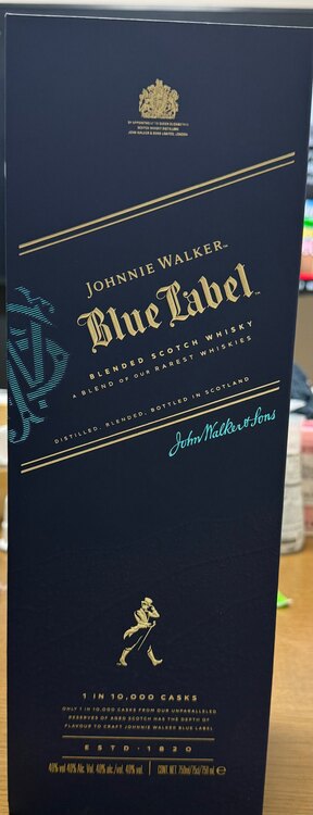 ウイスキー ジョニーウォーカー （お酒）の商品画像 - 査定依頼日：2025年3月25日 - 最高査定価格：10,000円