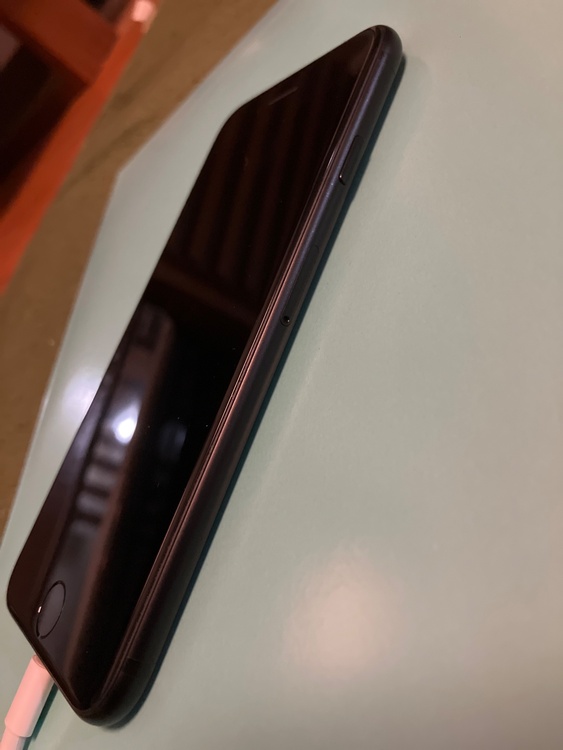 iphone7（スマホ）の商品画像 - 査定依頼日：2026年2月19日 - 最高査定価格：4,500円