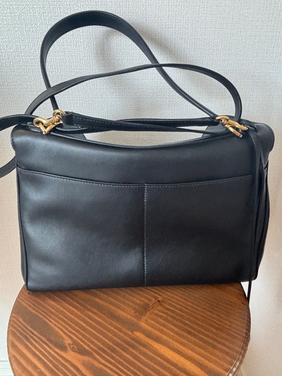 バレンシアガ  （ブランドバッグ）の商品画像 - 査定依頼日：2025年6月21日 - 最高査定価格：200,000円