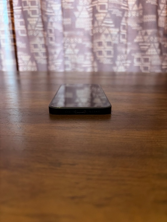 iPhone 14 128GB SIMフリー（スマホ）の商品画像 - 査定依頼日：2026年1月31日 - 最高査定価格：50,000円