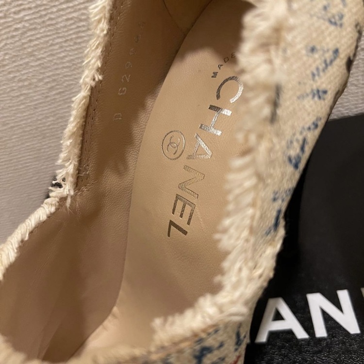 CHANEL パンプス（古着・ファッション）の商品画像 - 査定依頼日：2026年10月15日 - 最高査定価格：3,000円