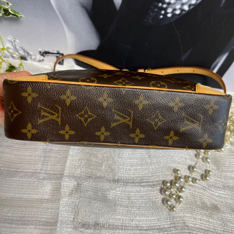 モノグラム　トロカデロ27 ショルダーバッグ（ブランドバッグ）の商品画像 - 査定依頼日：2022年7月30日 - 最高査定価格：32,500円