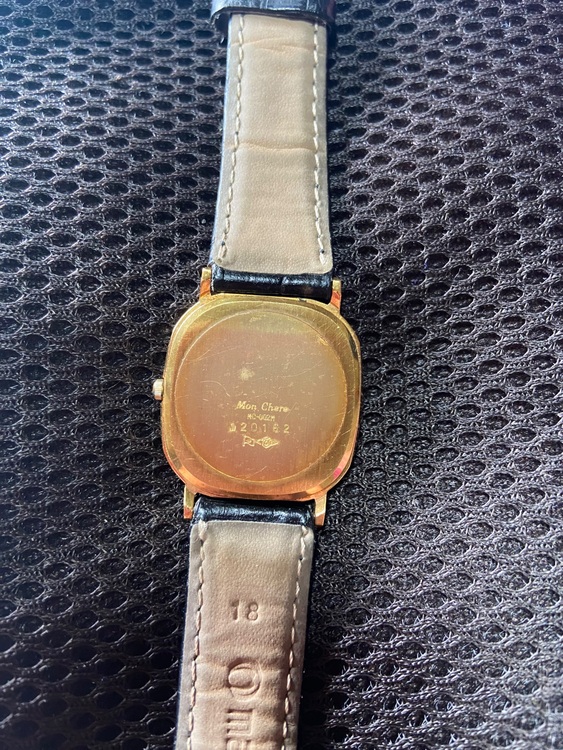 その他 その他 MonChere腕時計MC-002（高級時計）の商品画像 - 査定依頼日：2025年9月9日 - 最高査定価格：120,000円