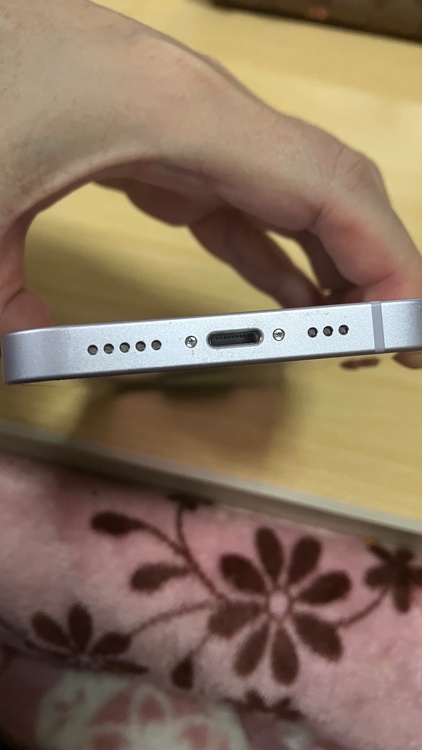 iPhone 14 128GB docomo（スマホ）の商品画像 - 査定依頼日：2026年2月13日 - 最高査定価格：50,000円