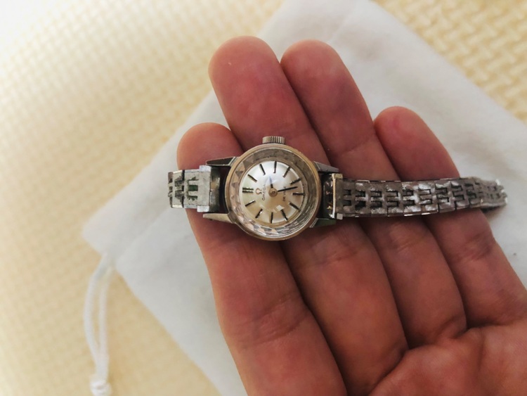 オメガ時計（高級時計）の商品画像 - 査定依頼日：2025年10月28日 - 最高査定価格：12,000円