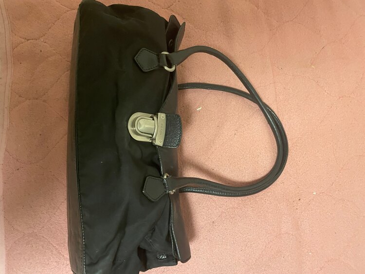 ヴィトンベルニ（ブランドバッグ）の商品画像 - 査定依頼日：2025年4月23日 - 最高査定価格：12,000円