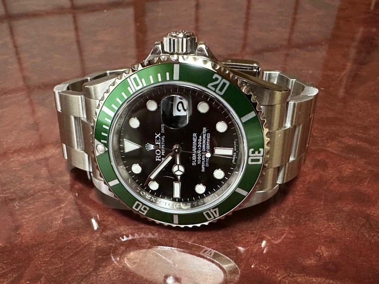 ロレックス サブマリーナー 16610L（高級時計）の商品画像 - 査定依頼日：2025年6月15日 - 最高査定価格：2,100,000円