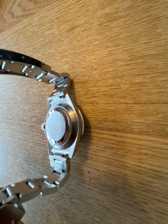 ロレックス サブマリーナー 1661（高級時計）の商品画像 - 査定依頼日：2025年11月6日 - 最高査定価格：1,400,000円