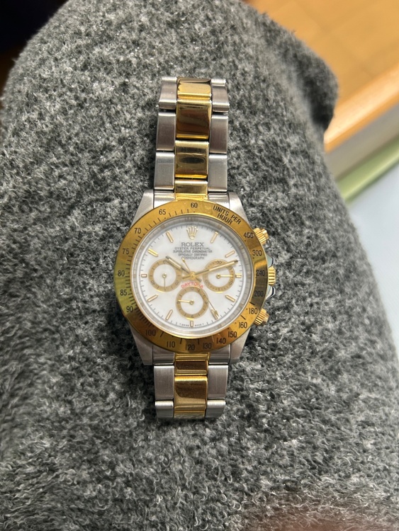 ロレックス デイトナ （高級時計）の商品画像 - 査定依頼日：2026年4月11日 - 最高査定価格：3,100,000円