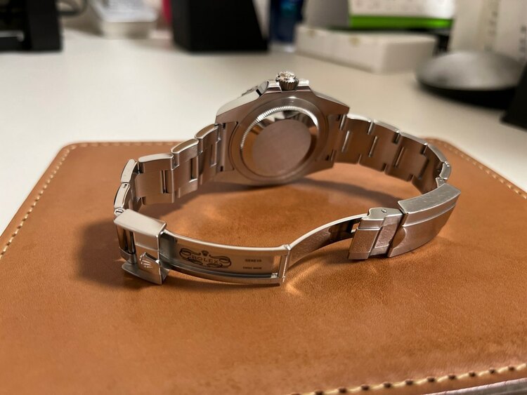 ロレックス GMTマスター （高級時計）の商品画像 - 査定依頼日：2025年5月31日 - 最高査定価格：1,650,000円