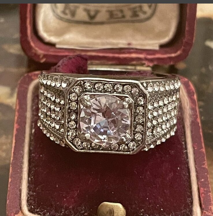 不明（金・貴金属）の商品画像 - 査定依頼日：2026年1月31日 - 最高査定価格：100,000円